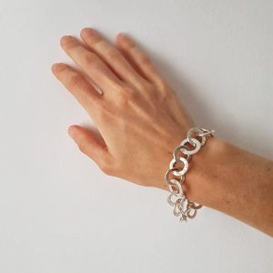 hammered-silver-chain-bracelet
